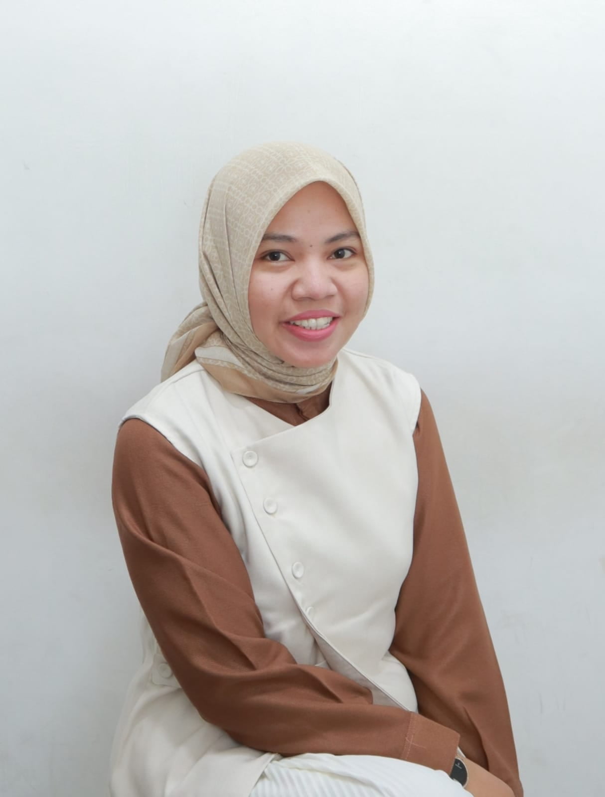 Nur Maziyah Hurin_in, S.Tr.Keb., M.Kes profile